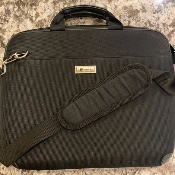 GnarlyFish hardshell computer briefcase. - Picture 4 of 6